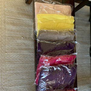 The Cashmere Shop Accessories - 100% Cashmere Scarf from The Cashmere Shop The Cashmere Shop Accessories - 100% Cashmere Scarf from The Cashmere Shop